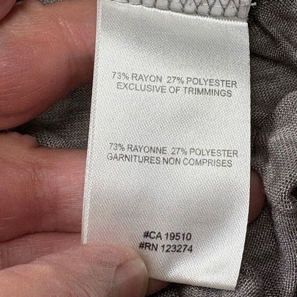 Lolë Heather Gray Lightweight Tee | Size M | Rayon-Blend Soft Scoop Neck - Picture 3 of 6